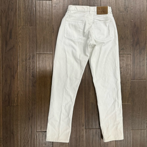 Calvin Klein 100% Cotton White Jeans - Picture 5 of 12